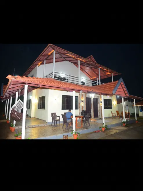 The Silverwood Homestay and its surroundings, Chikmagalur